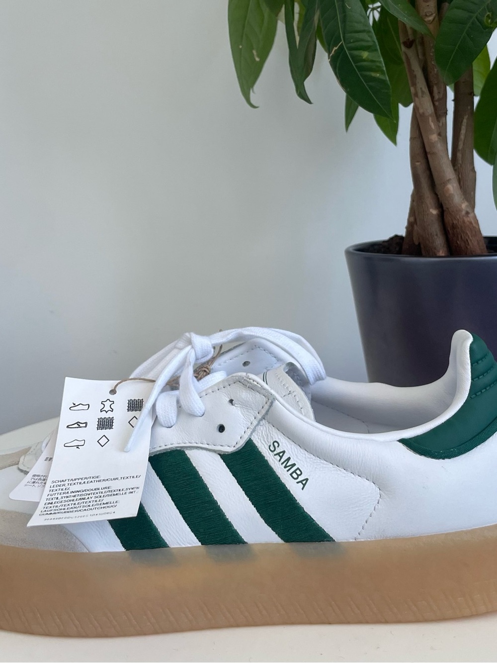 Women Size 9 adidas Sambae White Collegiate Green Gum Shoes